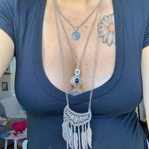 🤑 Layered necklace